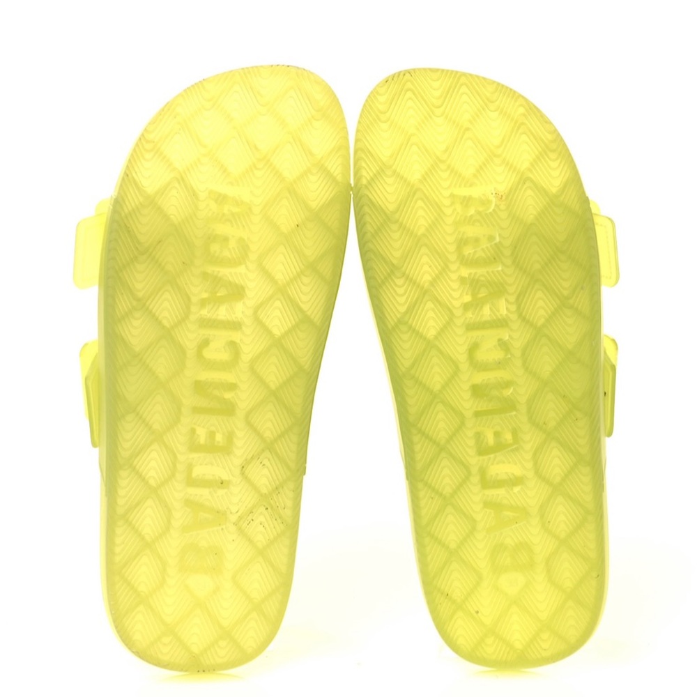 BALENCIAGA
Technical Polyurethane
Mallorca Slide Sandals
38 Fluo Yellow - Picture 3 of 12